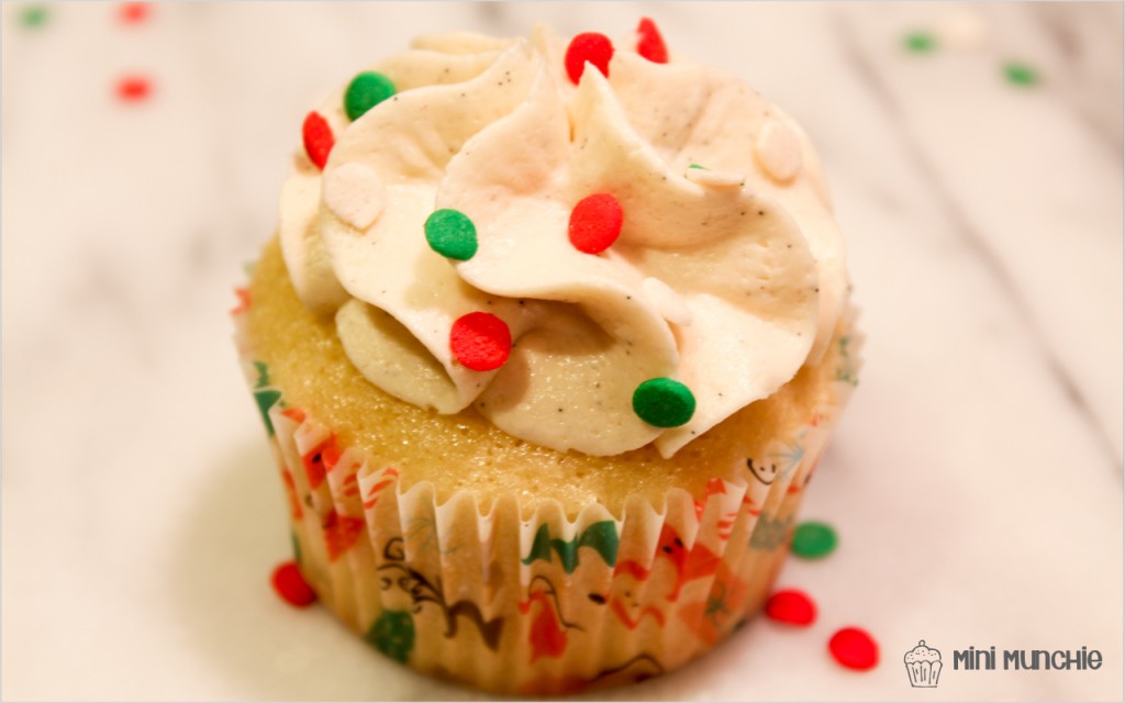 vanilla cupcakes-2
