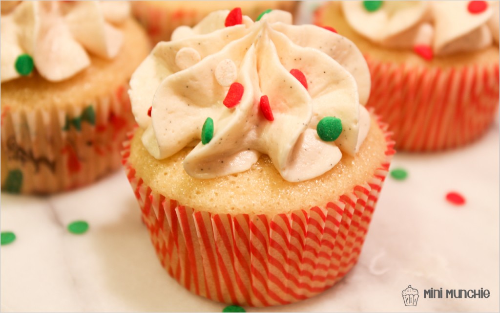 vanilla cupcakes-4