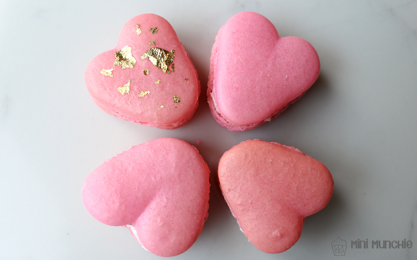 Heart Macarons Mini Munchie